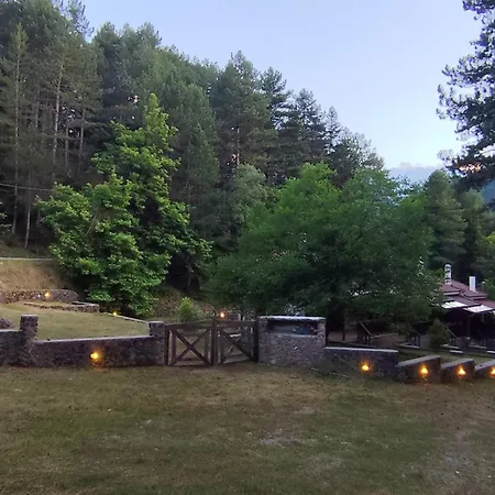 Chalet Elatolithos Zarouchla